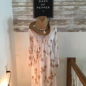 🌸 Sweet empire waist 🌸 BOHO dress